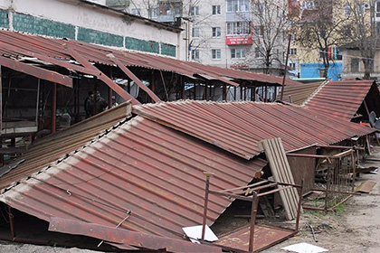 В Калуге торговцы отстаивают разгромленный рынок «боем»