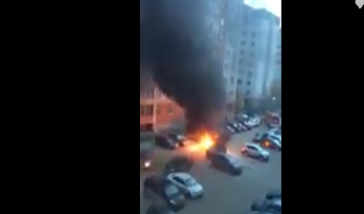 загорелась машина